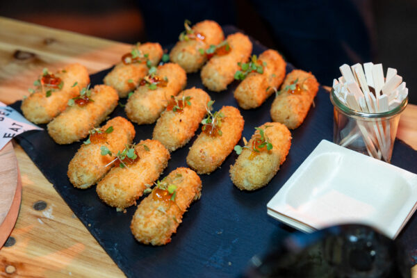 Aniseed Photo - Eat to the Beat - 40th Party - Feb 2024 - smaller-85